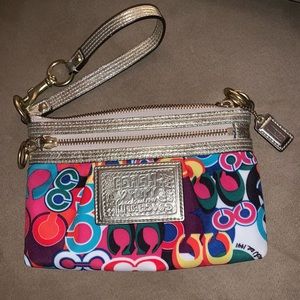 Coach Poppy wristlet